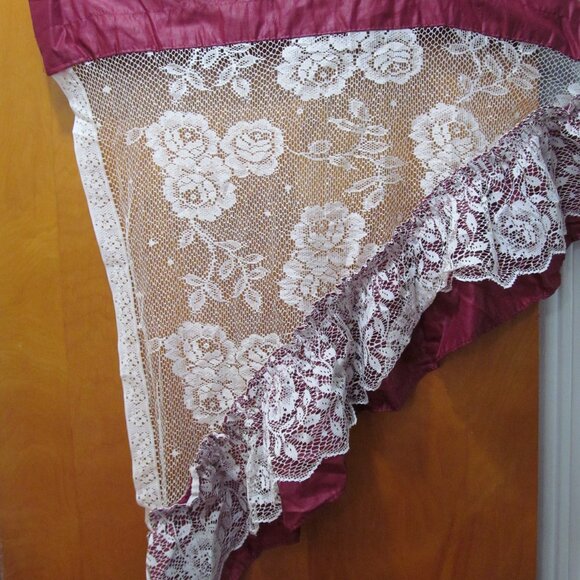 Swag Curtain Ivory Floral Lace with Burgundy 62 x 30 Beautiful! - Picture 10 of 16